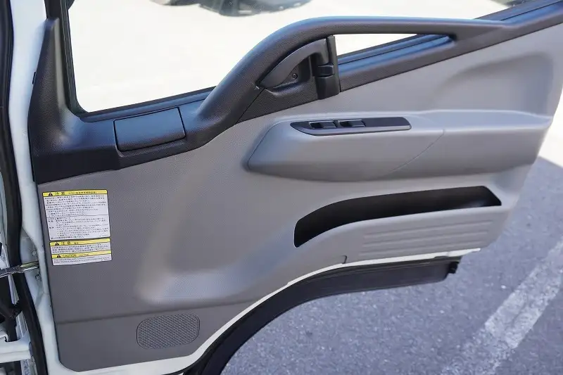 三菱 キャンター 小型 アルミバン サイドドア 2RG-FBA20の中古トラック画像15