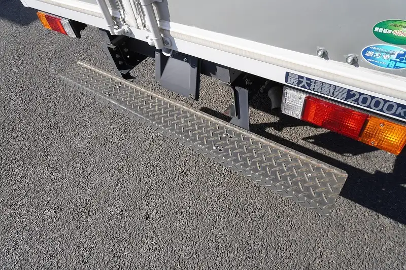 三菱 キャンター 小型 アルミバン サイドドア 2RG-FBA20の中古トラック画像7