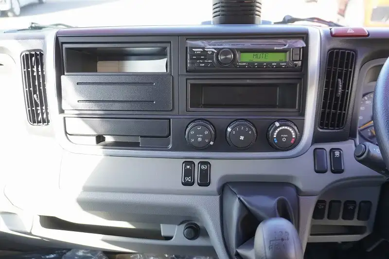 三菱 キャンター 小型 アルミバン サイドドア 2RG-FEAV0の中古トラック画像13