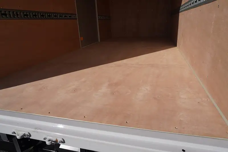 三菱 キャンター 小型 アルミバン サイドドア 2RG-FEAV0の中古トラック画像6