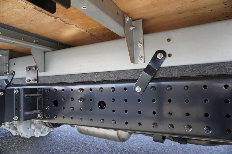 三菱 キャンター 小型 アルミバン サイドドア 2RG-FEAV0の中古トラック画像像17