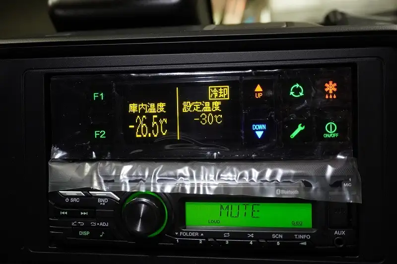 三菱 キャンター 小型 冷凍冷蔵 低温 床ステンの中古トラック画像14