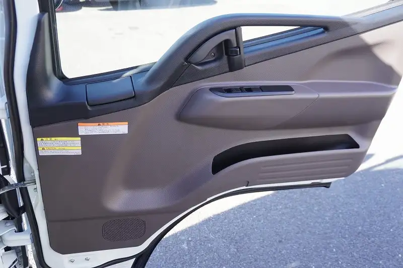 三菱 キャンター 小型 冷凍冷蔵 低温 床ステンの中古トラック画像15