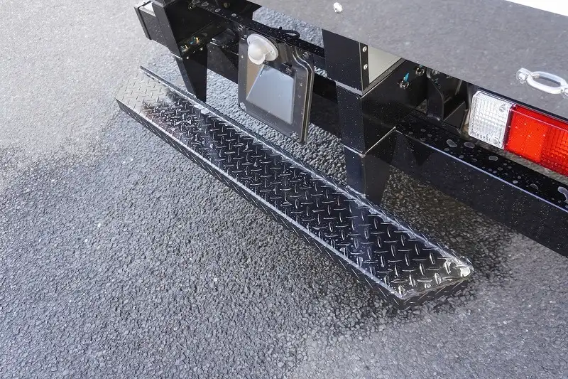 三菱 キャンター 小型 冷凍冷蔵 低温 床ステンの中古トラック画像9