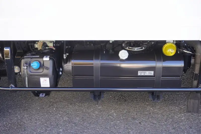 三菱 キャンター 小型 冷凍冷蔵 低温 床ステンの中古トラック画像16