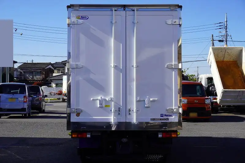 三菱 キャンター 小型 冷凍冷蔵 低温 床ステンの中古トラック画像3