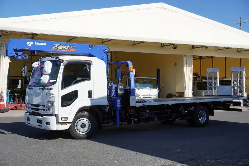 いすゞ フォワード 中型/増トン 車両重機運搬 3段クレーン ラジコン の中古トラック【車両No.200941】