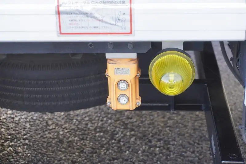 トヨタ トヨエース 小型 アルミバン パワーゲート TPG-XZU645Mの中古トラック画像9