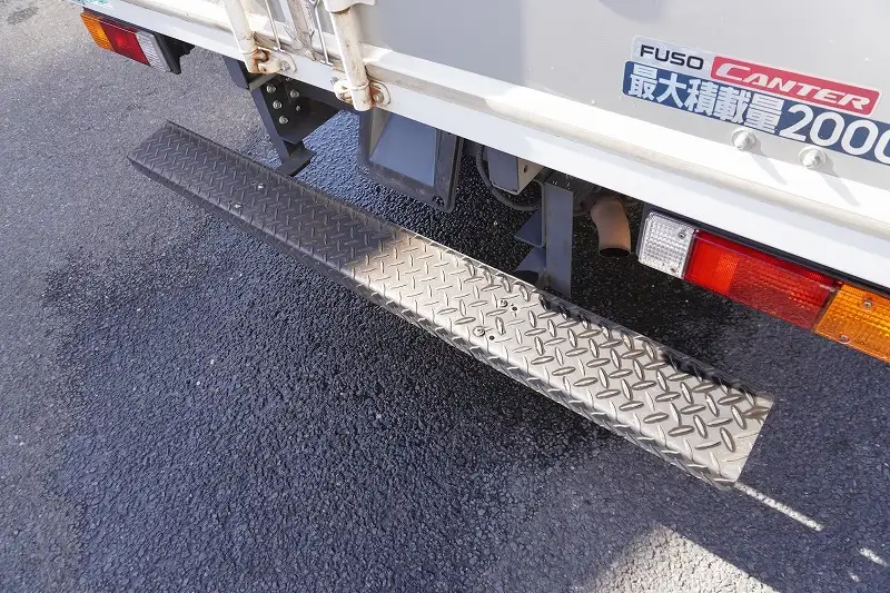 三菱 キャンター 小型 アルミバン 2RG-FBA20 R3の中古トラック画像8