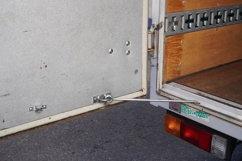 三菱 キャンター 小型 アルミバン 2RG-FBA20 R3の中古トラック画像7