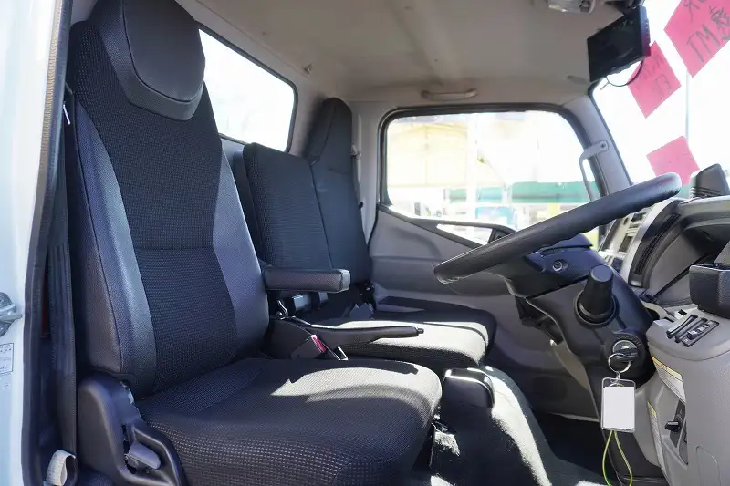 三菱 キャンター 小型 アルミバン 2RG-FBA20 R3の中古トラック画像11