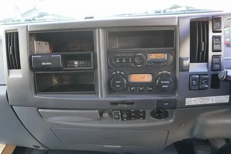 いすゞ フォワード 中型/増トン アルミバン パワーゲート 2RG-FRR90S2の中古トラック画像12