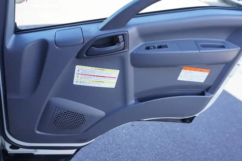 いすゞ フォワード 中型/増トン アルミバン パワーゲート 2RG-FRR90S2の中古トラック画像14