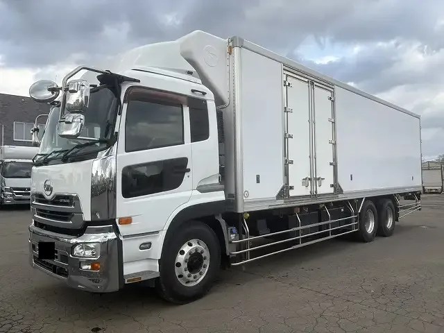 日産UD クオン 大型 冷凍冷蔵