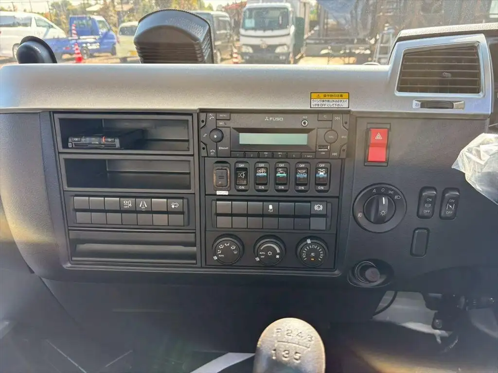 三菱 ファイター 中型/増トン ウイング パワーゲート エアサスの中古トラック画像14
