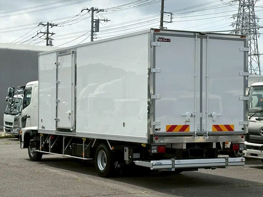 日野 レンジャー 中型/増トン 冷凍冷蔵 低温 パワーゲートの中古トラック画像4