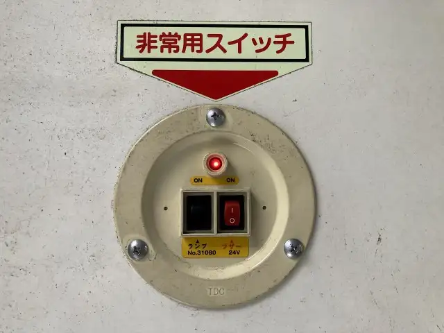 日野 デュトロ 小型 アルミバン パワーゲート シャッター式の中古トラック画像9