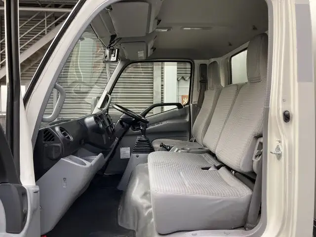 日野 デュトロ 小型 アルミバン パワーゲート シャッター式の中古トラック画像12