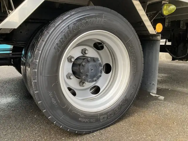 日野 デュトロ 小型 アルミバン パワーゲート シャッター式の中古トラック画像20