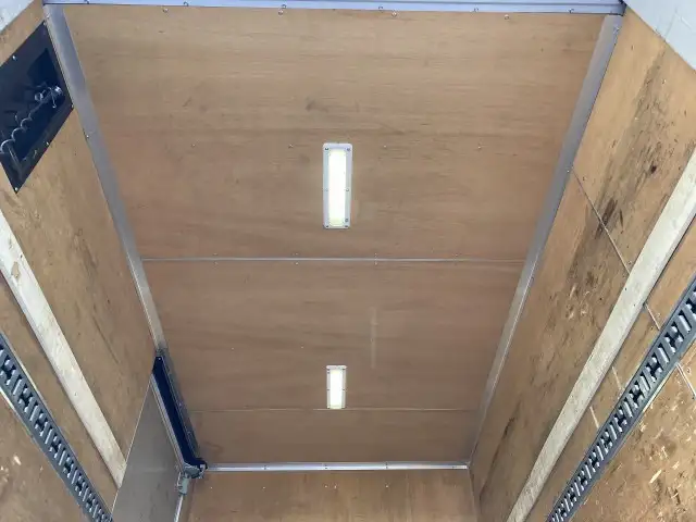 トヨタ ダイナ 小型 アルミバン パワーゲート サイドドアの中古トラック画像9