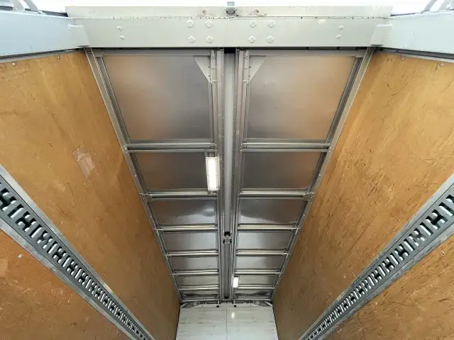 三菱 キャンター 小型 ウイング TPG-FEA50 H30の中古トラック画像8