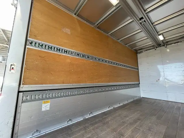 三菱 キャンター 小型 ウイング TPG-FEA50 H30の中古トラック画像6