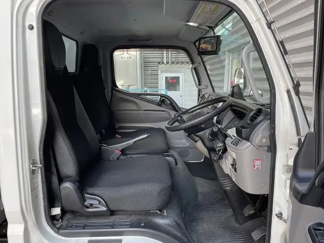三菱 キャンター 小型 ウイング TPG-FEA50 H30の中古トラック画像9