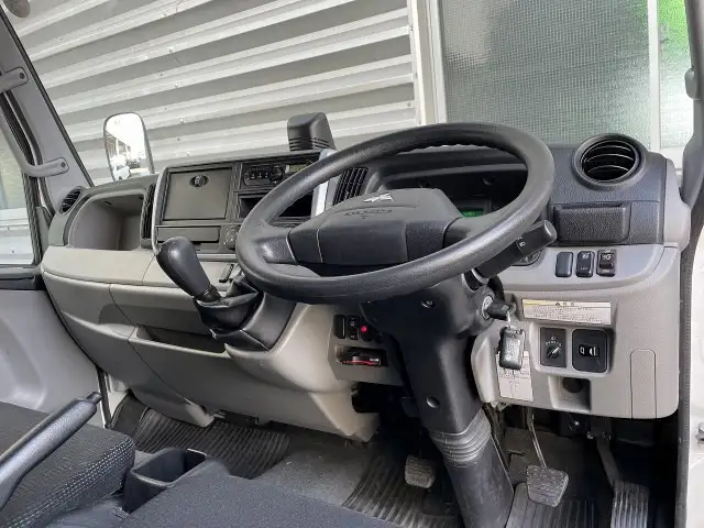 三菱 キャンター 小型 ウイング TPG-FEA50 H30の中古トラック画像11
