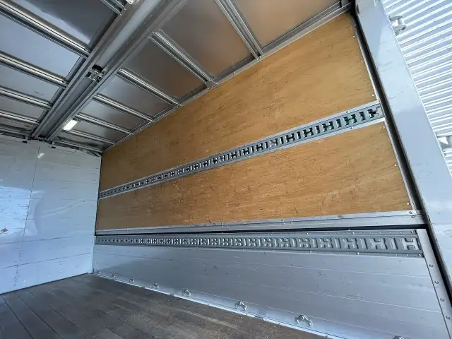 三菱 キャンター 小型 ウイング TPG-FEA50 H30の中古トラック画像7