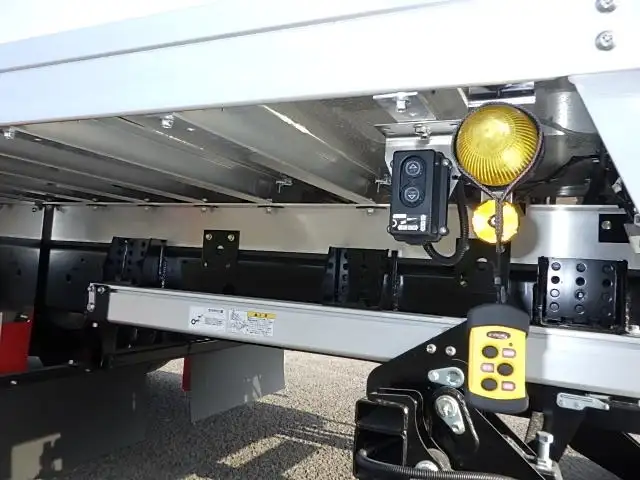 日野 レンジャー 中型/増トン 冷凍冷蔵 パワーゲート 床アルミの中古トラック画像16