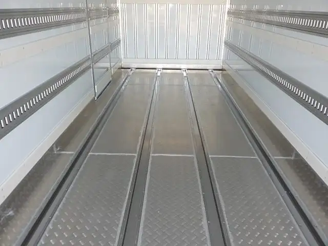 日野 レンジャー 中型/増トン 冷凍冷蔵 パワーゲート 床アルミの中古トラック画像7