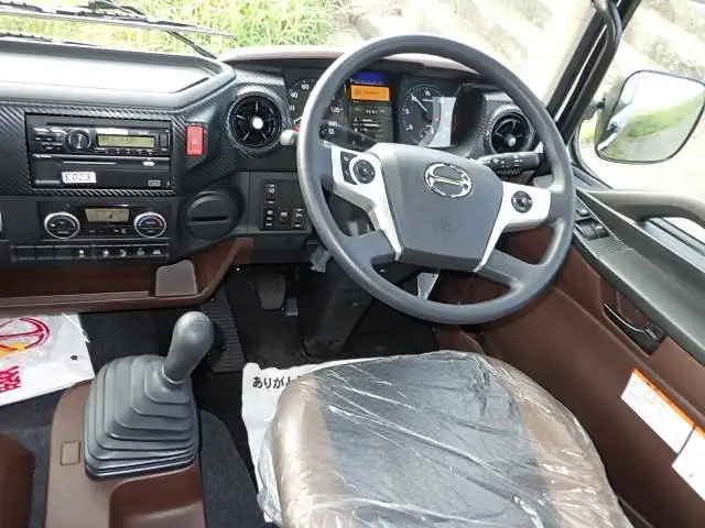 日野 レンジャー 中型/増トン 冷凍冷蔵 パワーゲート 床アルミの中古トラック画像12