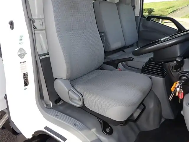 日野 デュトロ 小型 冷凍冷蔵 低温 スタンバイの中古トラック画像12