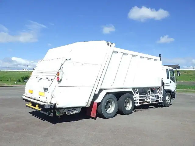 いすゞ ギガ 大型 パッカー車 プレス式 ベッドの中古トラック画像3