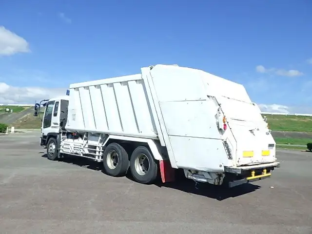 いすゞ ギガ 大型 パッカー車 プレス式 ベッドの中古トラック画像4