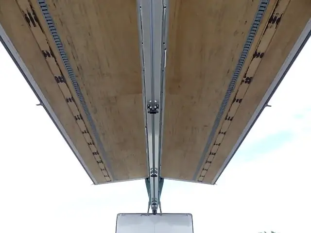 日野 プロフィア 大型 ウイング パワーゲート ハイルーフの中古トラック画像6