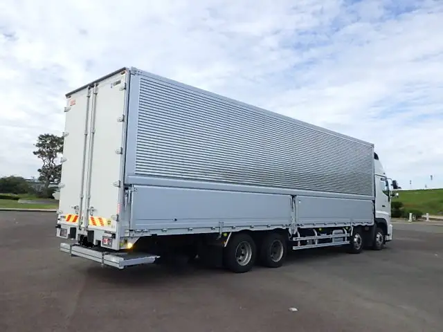 日野 プロフィア 大型 ウイング パワーゲート ハイルーフの中古トラック画像3