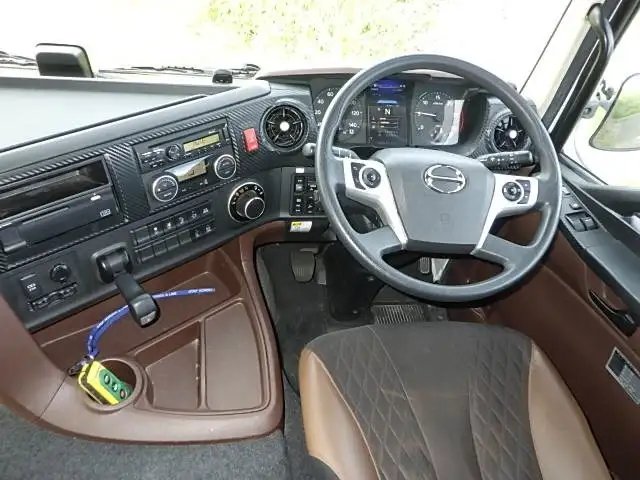 日野 プロフィア 大型 ウイング パワーゲート ハイルーフの中古トラック画像11