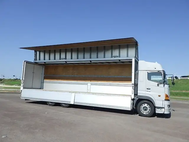 日野 プロフィア 大型 ウイング ハイルーフ エアサスの中古トラック画像5