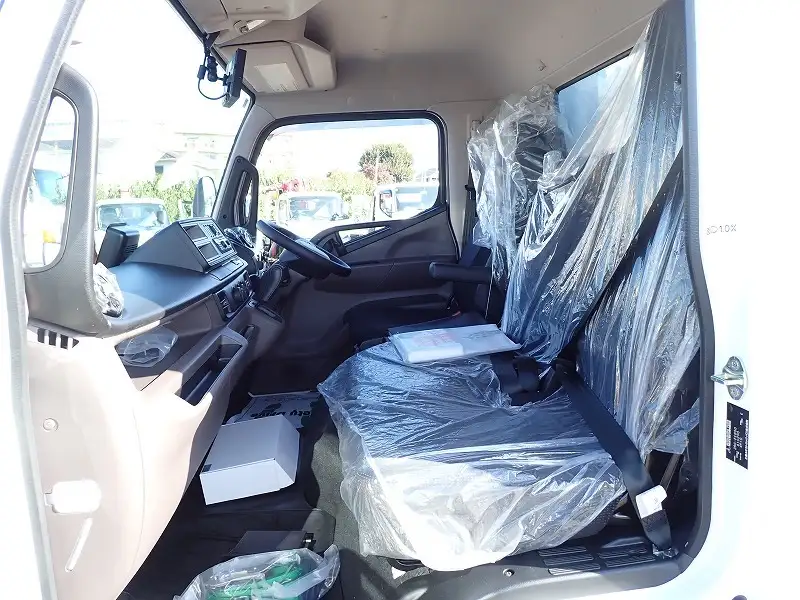 三菱 キャンター 小型 ウイング 2RG-FEB50 R7の中古トラック画像9