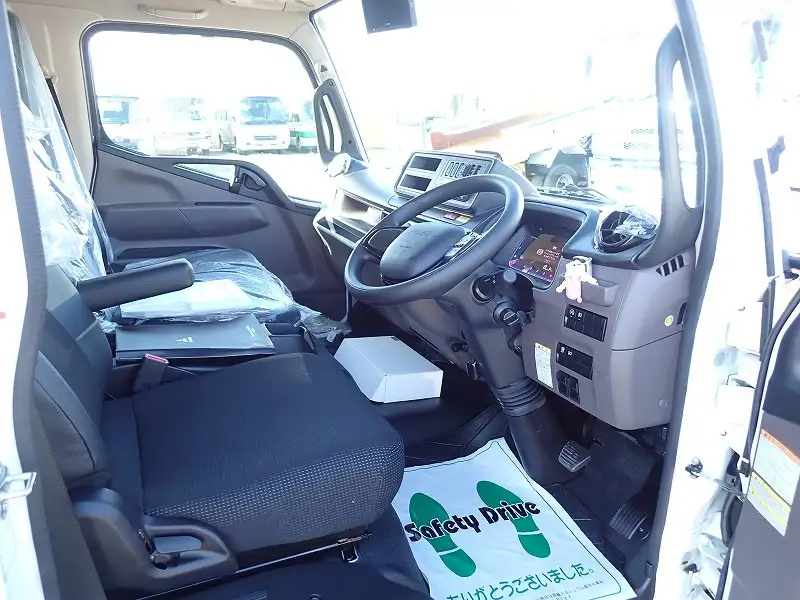 三菱 キャンター 小型 ウイング 2RG-FEB50 R7の中古トラック画像8