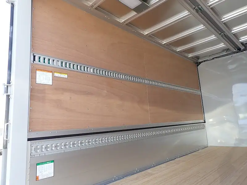 三菱 キャンター 小型 ウイング 2RG-FEB50 R7の中古トラック画像7