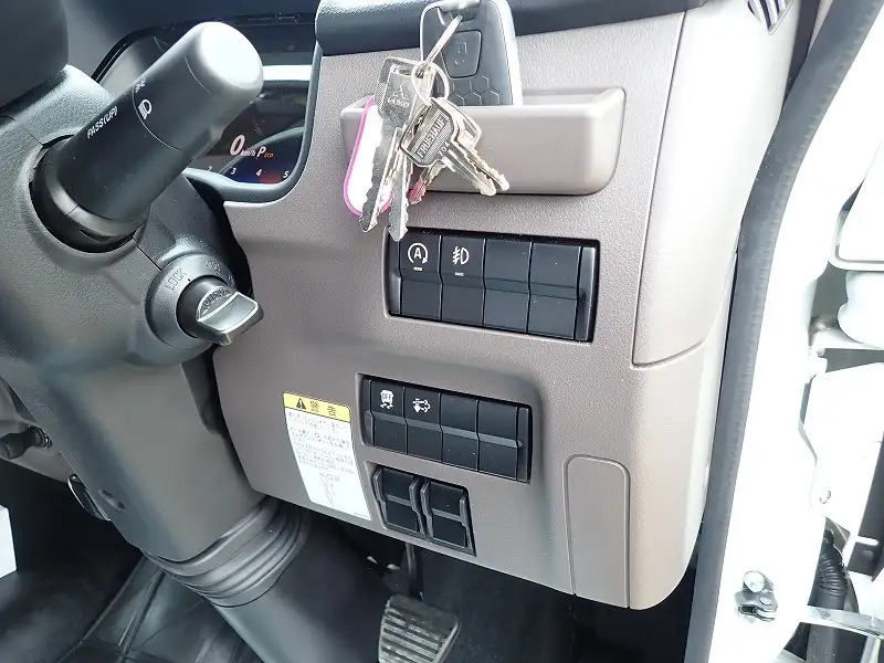 三菱 キャンター 小型 ウイング 2RG-FEB50 R7の中古トラック画像13