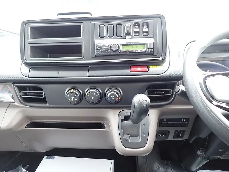 三菱 キャンター 小型 ウイング 2RG-FEB50 R7の中古トラック画像12