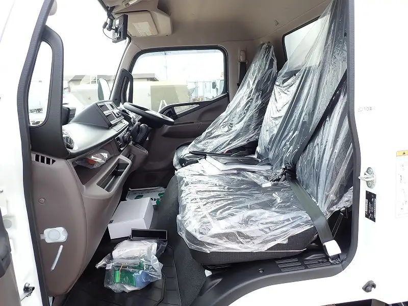 三菱 キャンター 小型 ウイング 2RG-FEB50 R7の中古トラック画像9