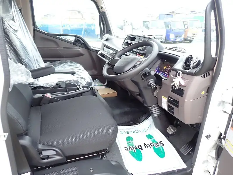 三菱 キャンター 小型 ウイング 2RG-FEB50 R7の中古トラック画像8