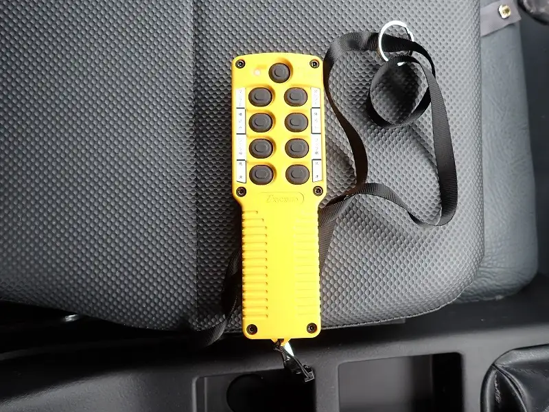 三菱 ファイター 中型/増トン アームロール コンテナ付き ツインホイストの中古トラック画像11