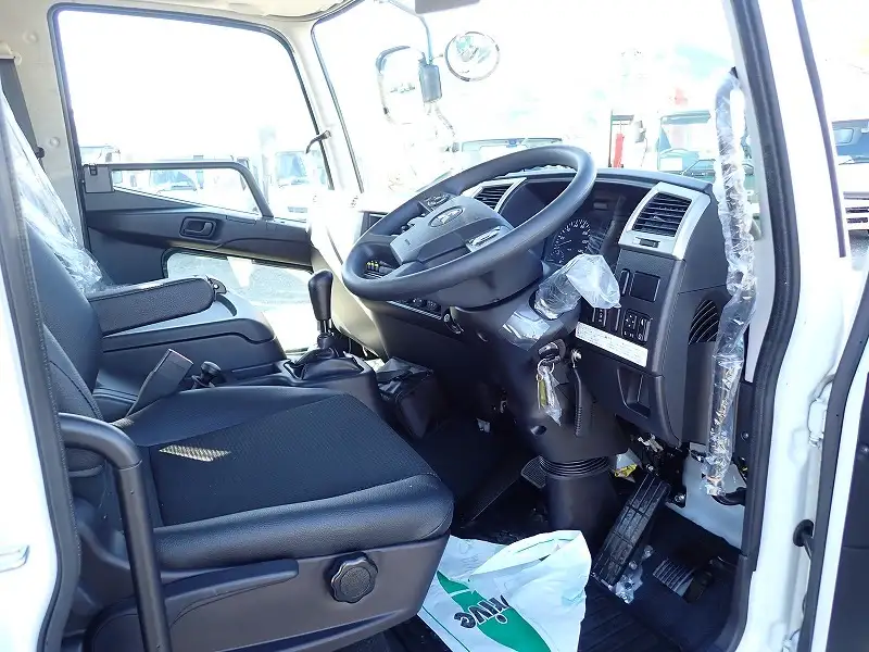 三菱 ファイター 中型/増トン 車両重機運搬 4段クレーン ラジコンの中古トラック画像12