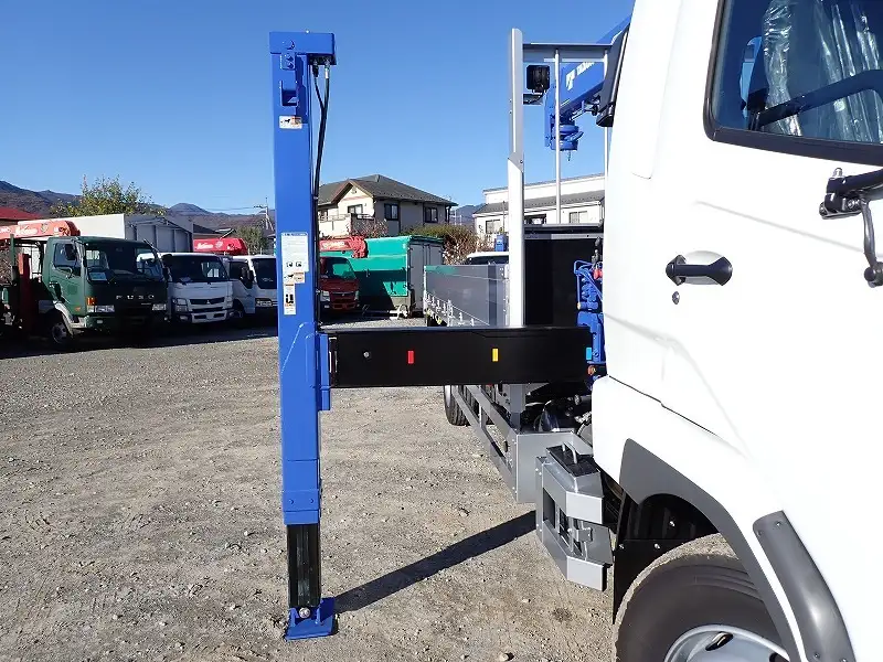 三菱 ファイター 中型/増トン 車両重機運搬 4段クレーン ラジコンの中古トラック画像10