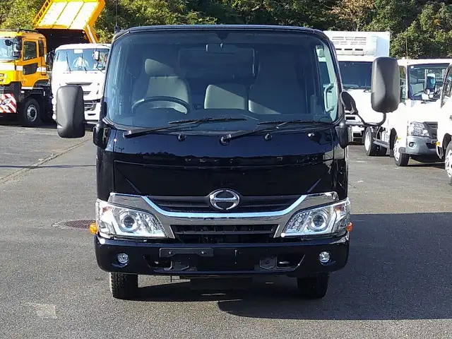 日野 デュトロ 小型 ダンプ 土砂禁 ステンレス張りの中古トラック画像2